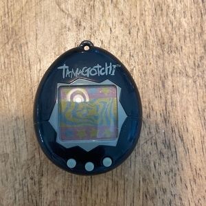 Original 1997 Bandai Tamagotchi Black no batteries